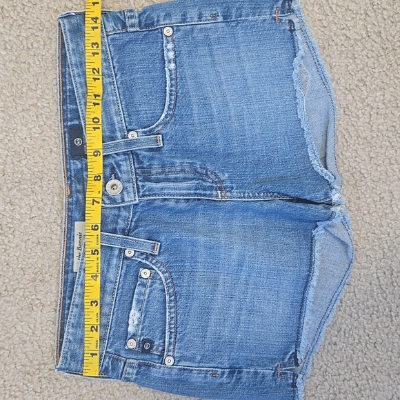 AG Adriano Goldschmied The Bonnie Relaxed Blue Denim Cut-Off Shorts Size 24 - Picture 6 of 8